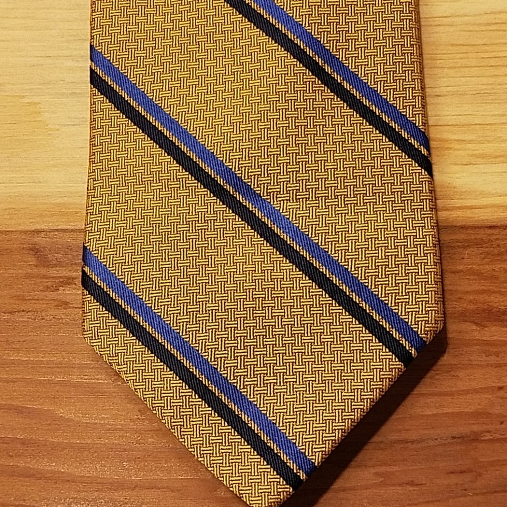 Brooks Brothers Yellow Stripe tie